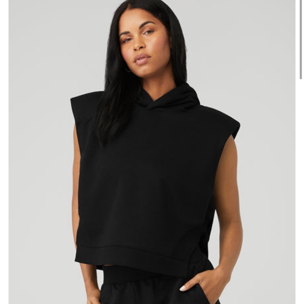 alo cropped headliner sleeveless sweatshirt